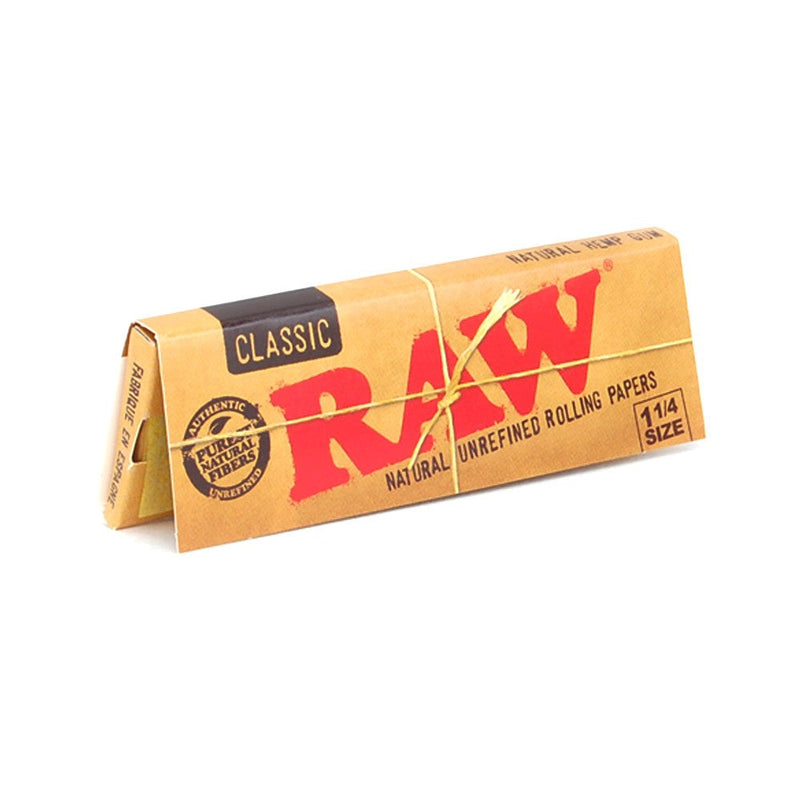 Classic 1 1/4 Size Slim Rolling Papers (A13) By Raw